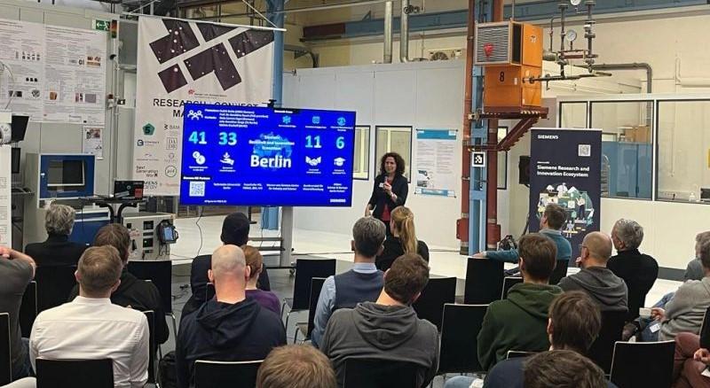 Innovation Network Panel on Extended Reality in Production | Siemens ...